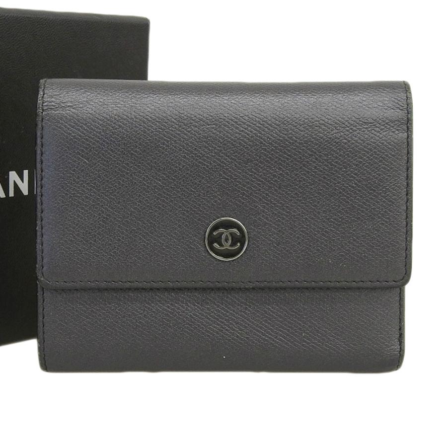 CHANEL シャネル ココマーク ロゴ ココボタン 三つ折財布 レザー CHANEL シャネル ココマーク ロゴ ココボタン 三つ折財布 レザー
