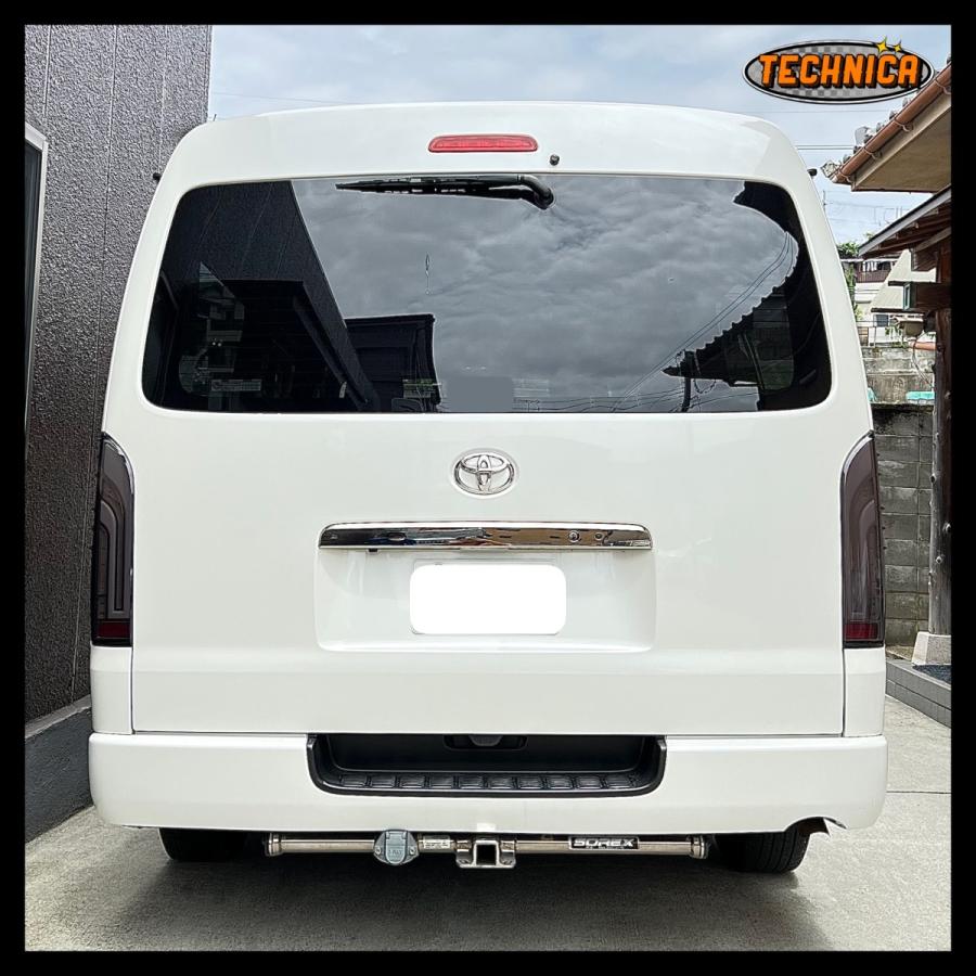 ハイエース 200系 流れるウインカー テールランプ スモーク DOL ハイエース 200系 流れるウインカー テールランプ スモーク DOL