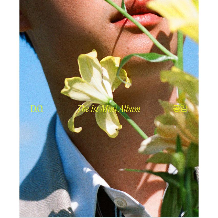 【2種セット Photo Book Ver + Digipack Ver(Verランダム)】【ポスター無しでお得】 D.O.(EXO) ミニ1集 [共感] 韓国音楽チャート反映 1次予約 送料無料｜shopandcafeo｜02