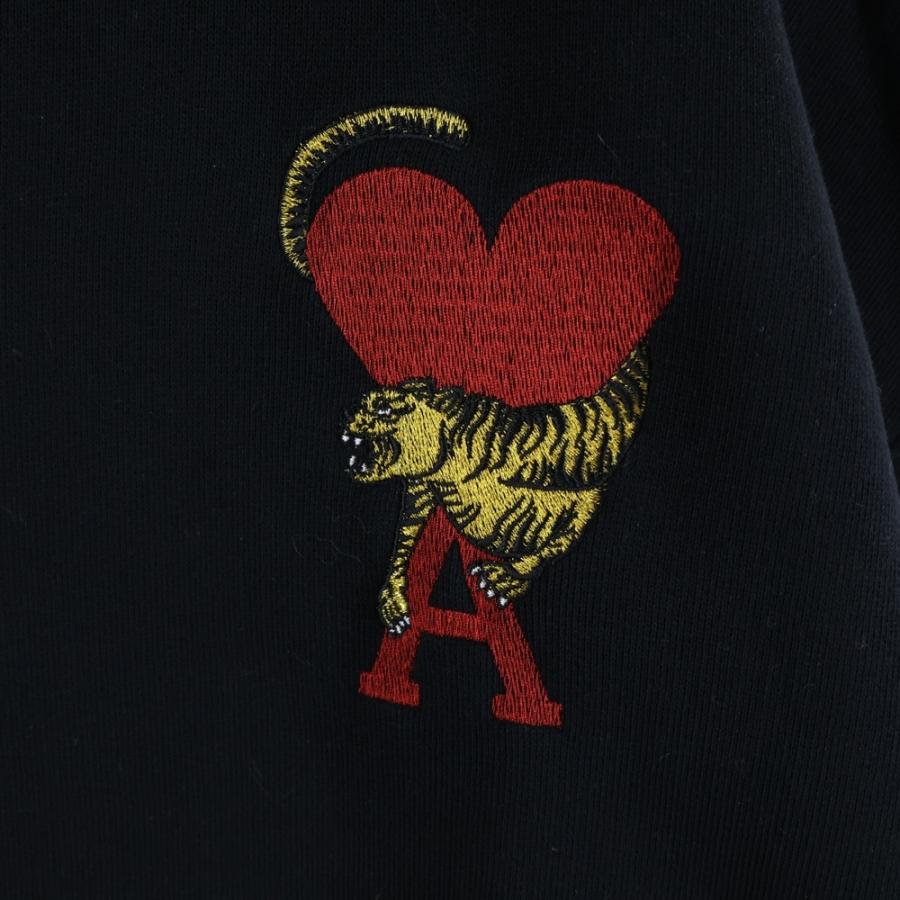 アミアレクサンドルマテュッシ Tiger Swaetshirt タイガーハートロゴ刺繍 クルーネックスウェットトレーナー ブラック E22UDW009.749_4