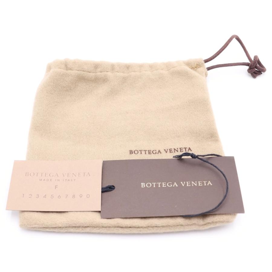 ボッテガヴェネタ イントレチャート　ウォレット　チェーン付　極美品 BOTTEGA VENETA（ボッテガ・ヴェネタ） イントレチャート チェーン付き