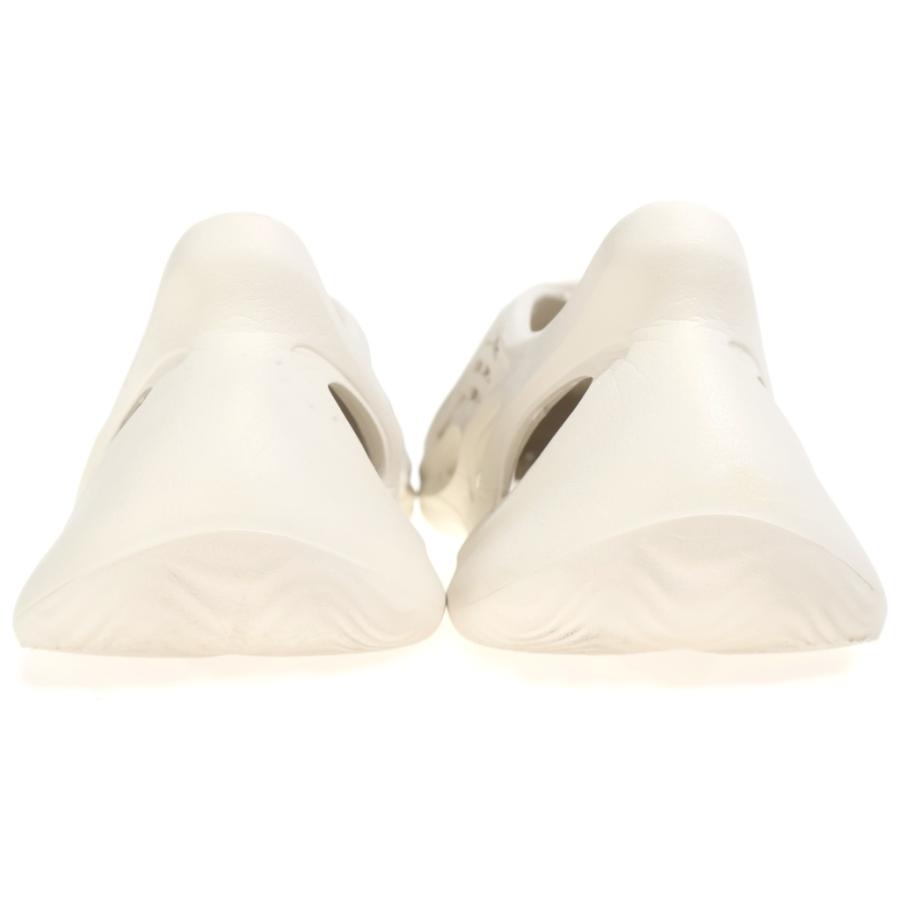 adidas（アディダス） YEEZY Foam Runner イージー フォームランナー