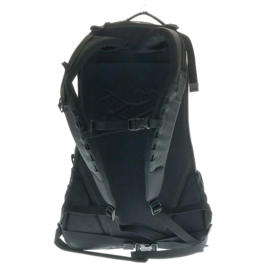 美品✨アークテリクス アロー22 リュック バックパック ブラック ロゴ A4可 ARC'TERYX（アークテリクス） ARRO 22 BACKPACK ロゴ アロー バック