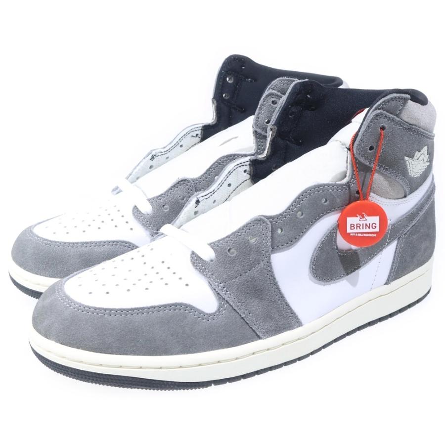 NIKE（ナイキ） AIR JORDAN 1 RETRO HIGH OG BLACK AND SMOKE GREY