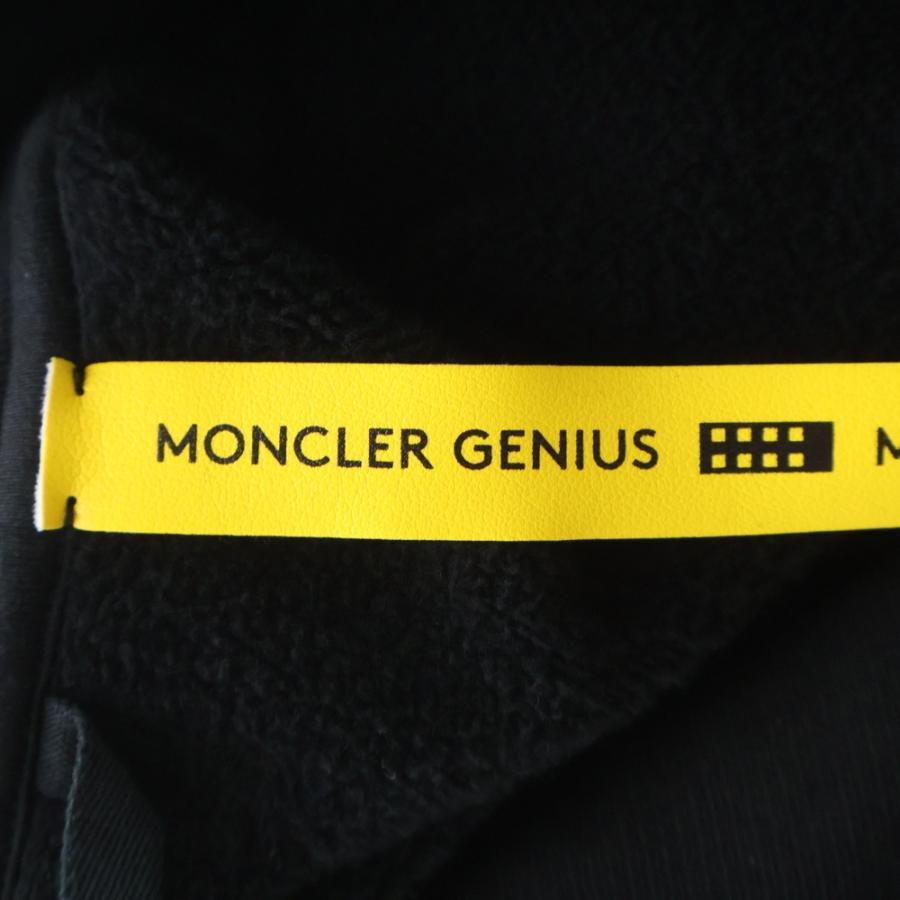 MONCLER（モンクレール） GENIUS MAGLIA CON CAPPUCCIO 裏起毛ロゴ