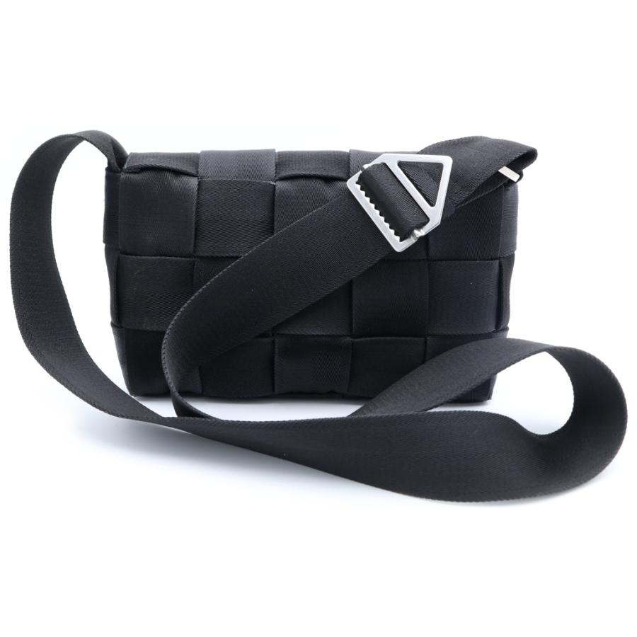 BOTTEGA VENETA（ボッテガ・ヴェネタ） カセット スモール マキシ