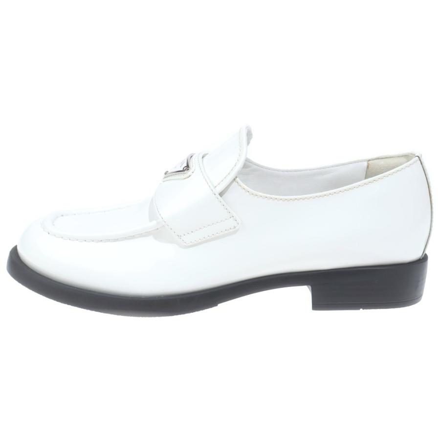 PRADA（プラダ） トライアングルロゴ ローファー レディース 1D329N