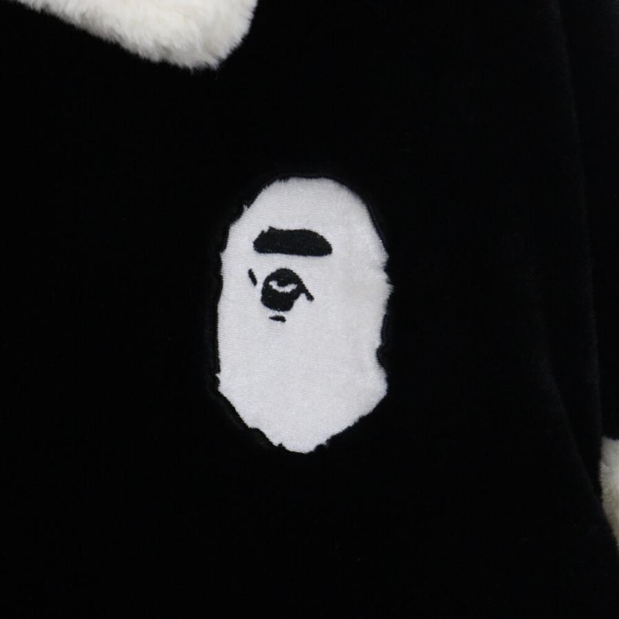 A BATHING APE アベイシングエイプ フロントロゴ刺繍 フェイク A BATHING APE アベイシングエイプ フロントロゴ刺繍 フェイク
