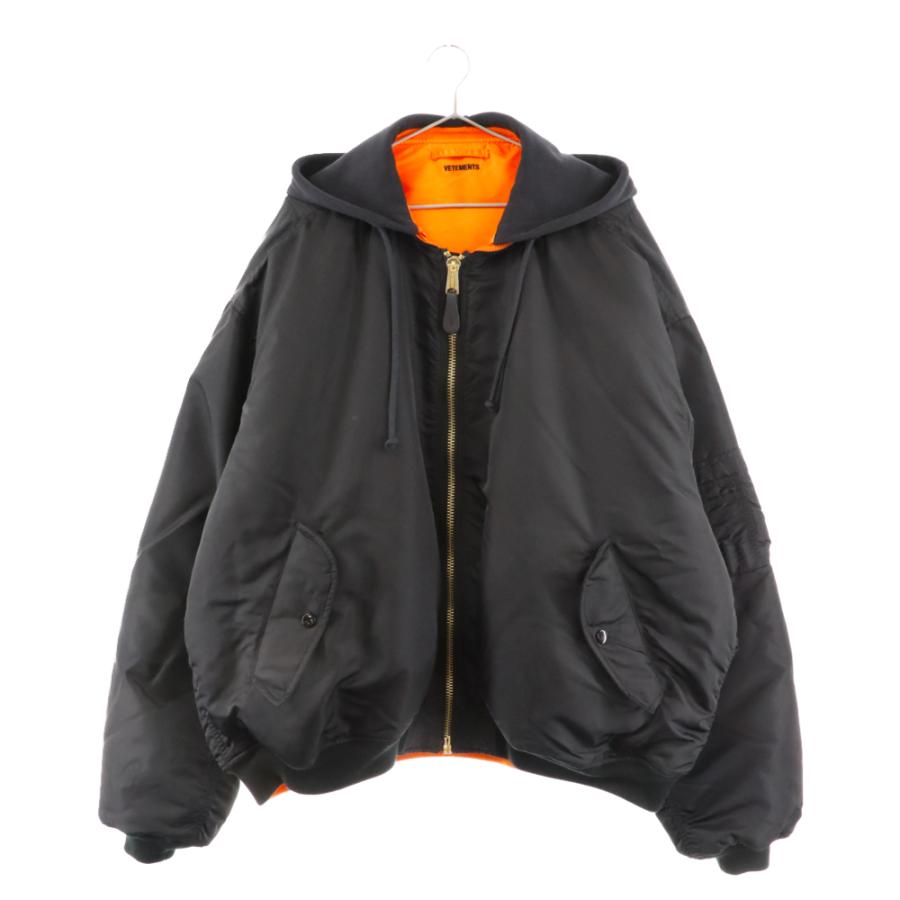 VETEMENTS ヴェトモン 22AW Reversible Hooded Bomber Jacket VETEMENTS ヴェトモン 22AW Reversible Hooded Bomber Jacket