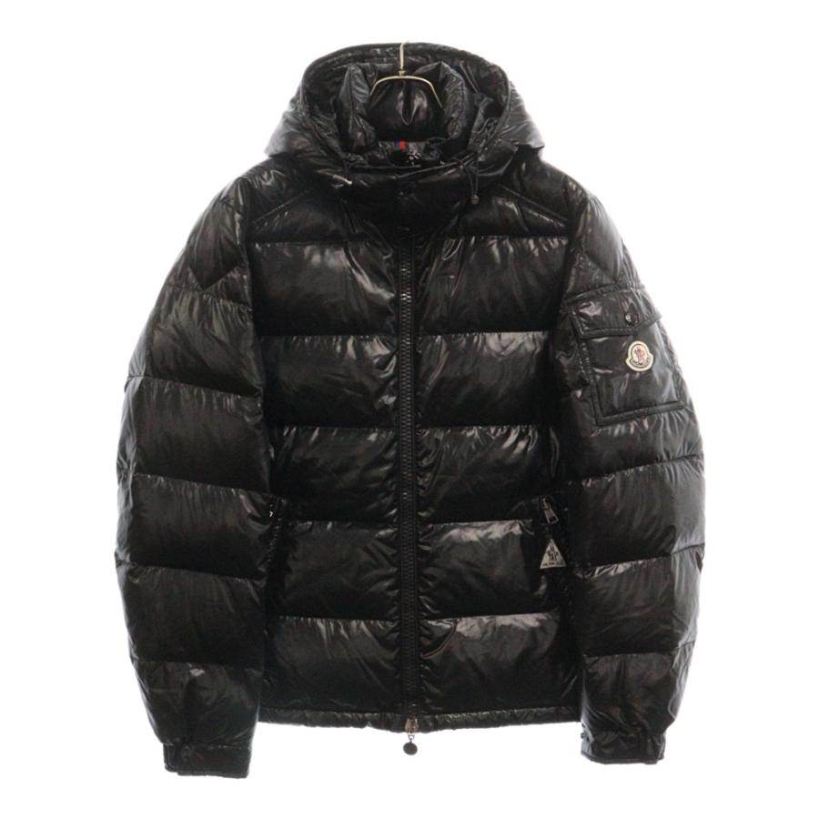 モンクレール マヤ 最高級ダウンジャケット ブラック ロゴワッペン