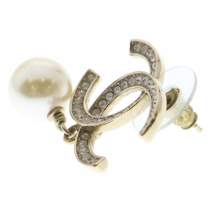 CHANEL（シャネル） Rhinestone Pearl earrings ココマーク ライン