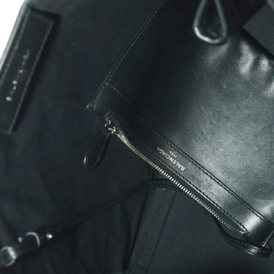 ネイビーカバス XS パンチングロゴ レザー ブラック BALENCIAGA ネイビーカバス XS パンチングロゴ レザー ブラック バッグ