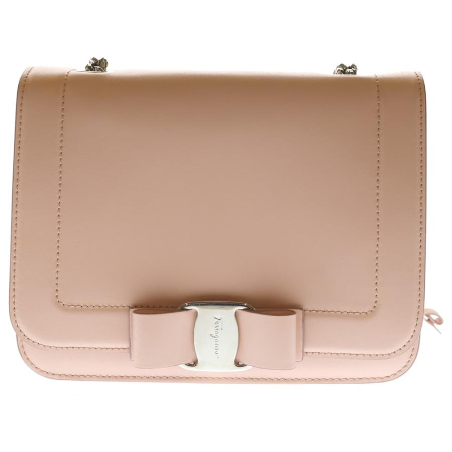 FERRAGAMO フェラガモ ヴァラ リボン ニュービアンコ チェーン
