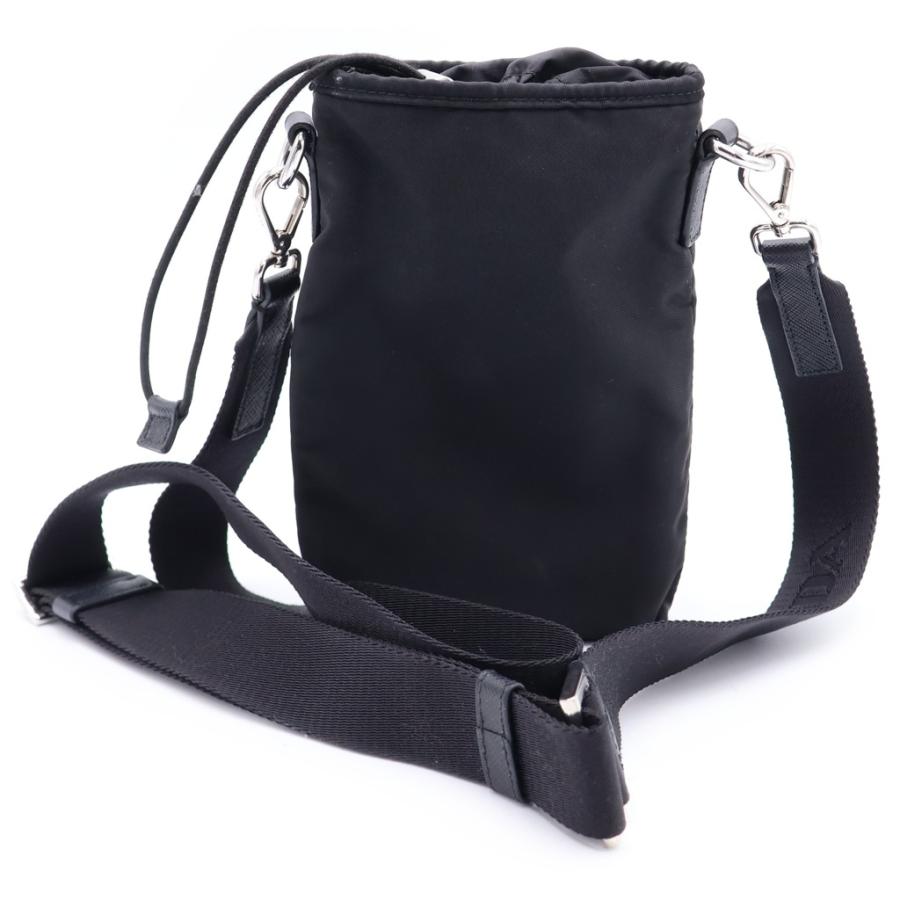 PRADA（プラダ） Re-Nylon トライアングルロゴ スマートフォンケース