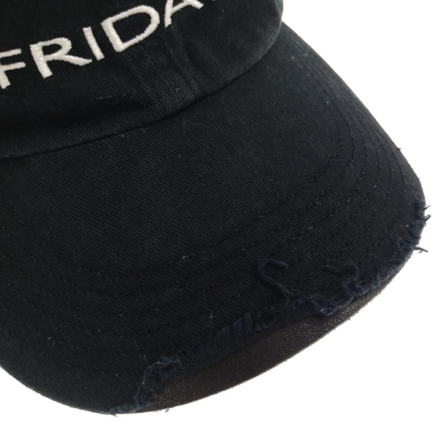 VETEMENTS ヴェトモン 18AW ×Reebok Weekday Cap FRIDAY刺繍 VETEMENTS ヴェトモン 18AW ×Reebok Weekday Cap FRIDAY刺繍