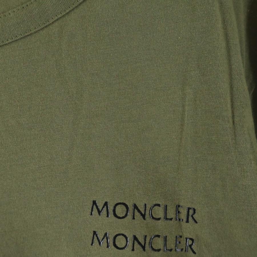 MONCLER（モンクレール） フロントプリントデザイン 袖ロゴワッペン