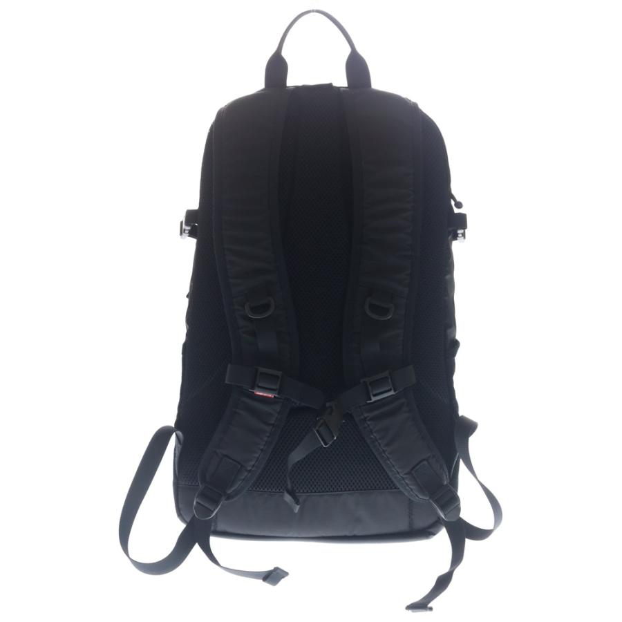 Supreme（シュプリーム） 17SS Backpack フロントロゴデザイン バック