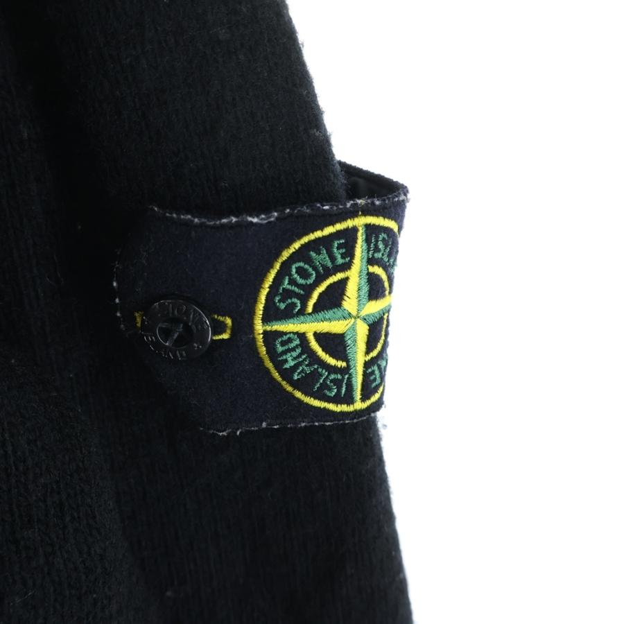 STONE ISLAND（ストーン アイランド） 袖ロゴワッペン クルーネック