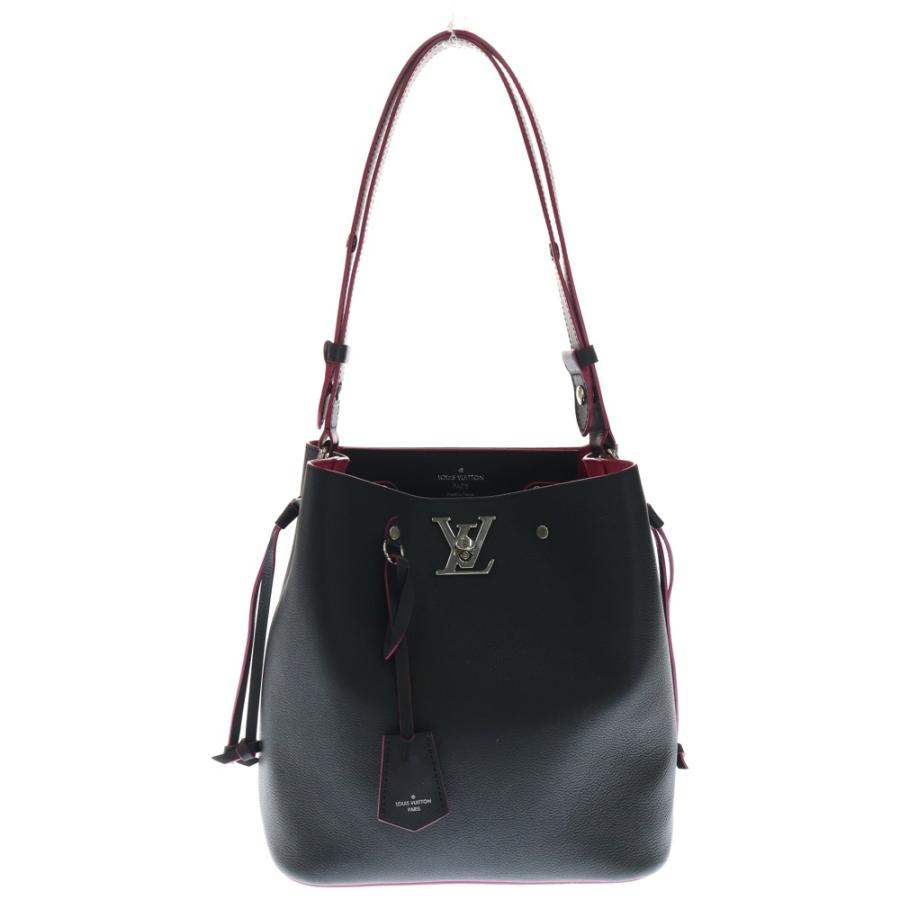 LOUIS VUITTON（ルイ・ヴィトン） ロックミー バケット LVロゴプレート