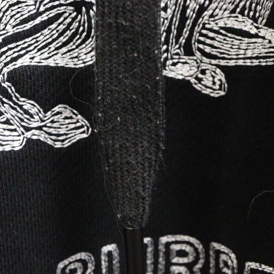 BURBERRY バーバリー 23AW フロント刺繍 プルオーバーパーカー  