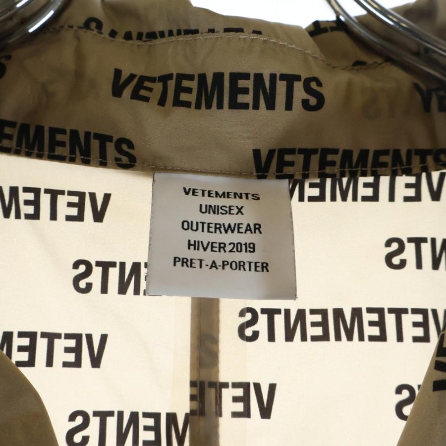 VETEMENTS（ヴェトモン） 18AW MONOGRAM RAINCOAT ロゴ総柄 ナイロン