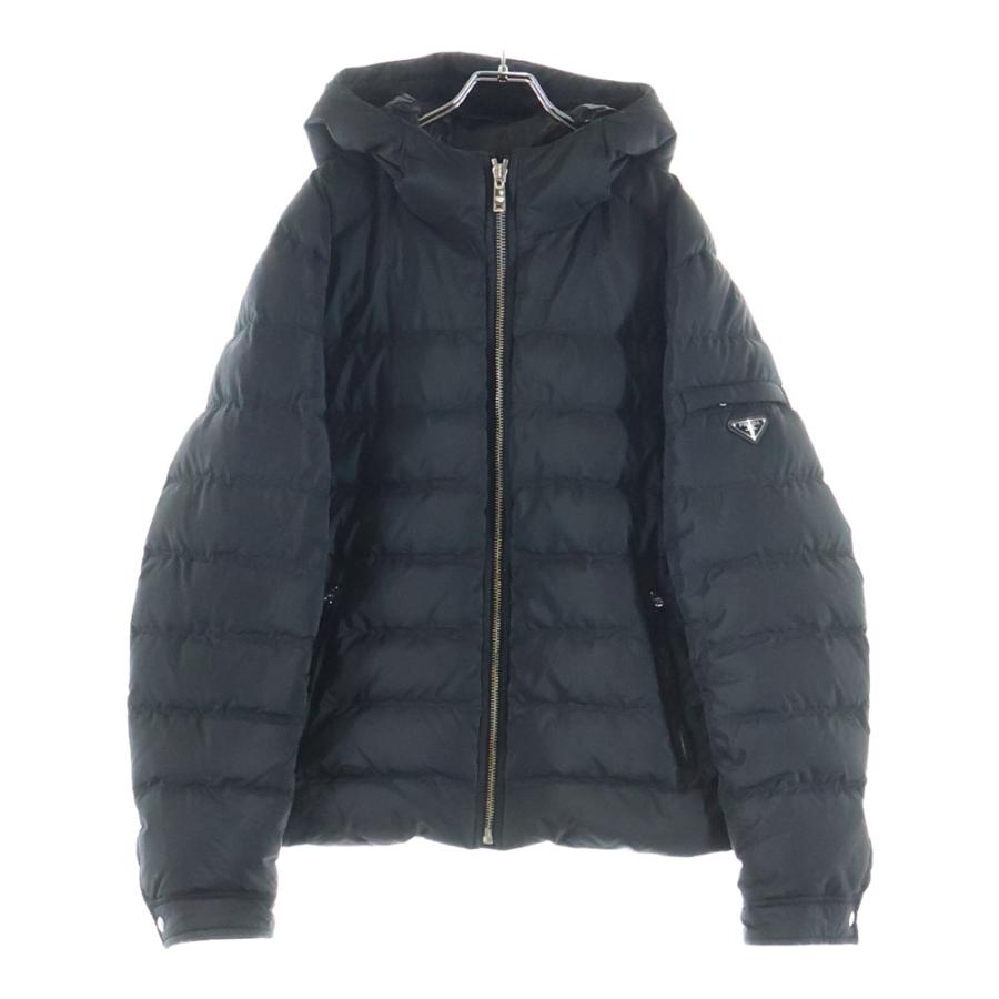 PRADA（プラダ） RE NYLON トライアングルロゴ ダウンジャケット 