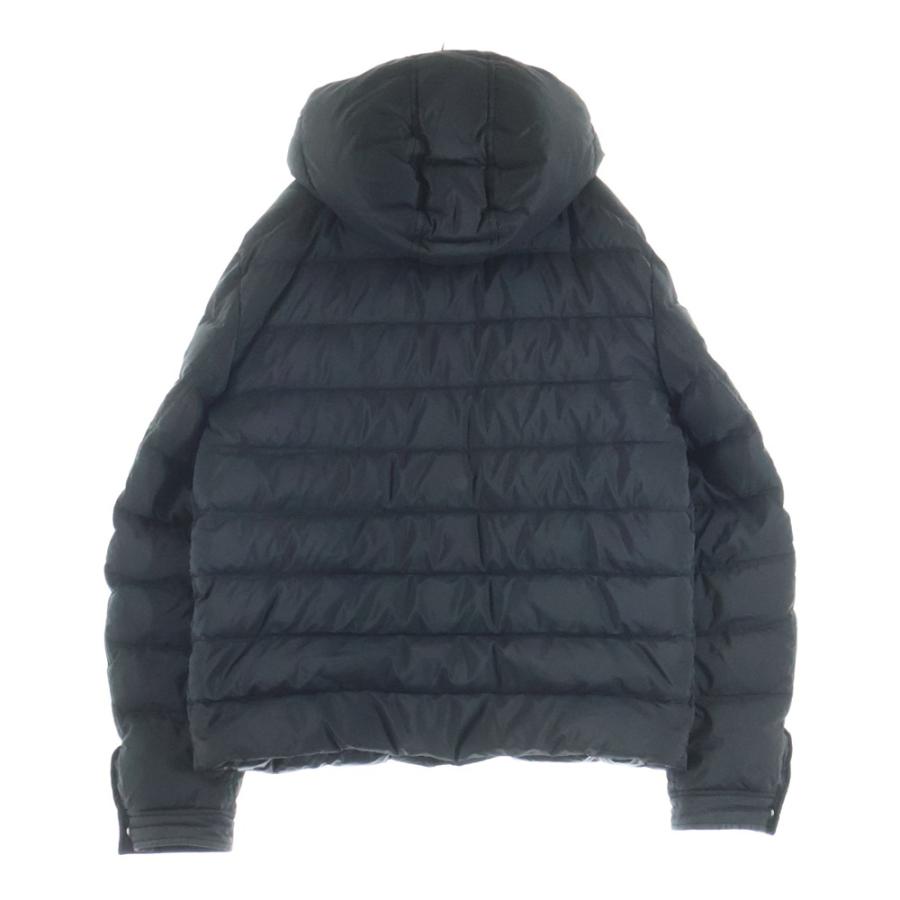 PRADA（プラダ） RE NYLON トライアングルロゴ ダウンジャケット 