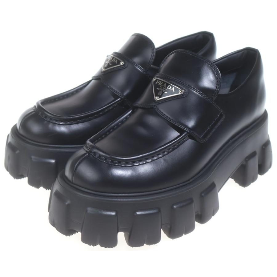 PRADA（プラダ） トライアングルロゴ モノリス ブラッシュド レザー