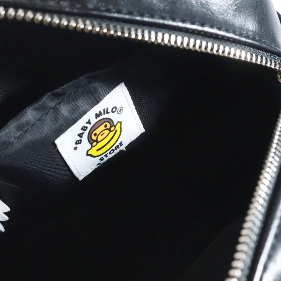 A BATHING APE アベイシングエイプ Store Logo Crossbody Bag