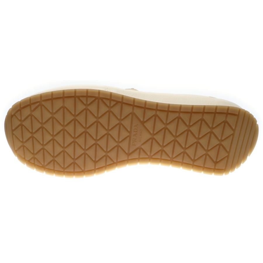 PRADA（プラダ） メタルロゴプレート レザーローカットスニーカー