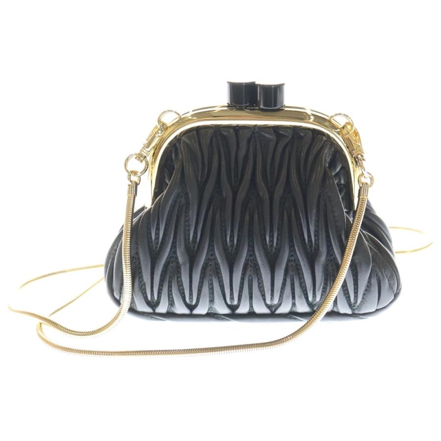miumiu ハンドバッグ、ブラック　羊革 ショルダーベルト付 miumiu ハンドバッグレザーブラック