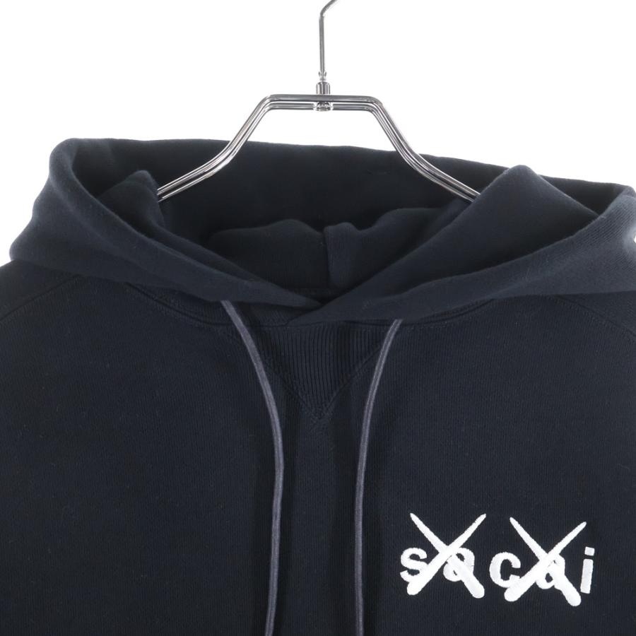 sacai（サカイ） 21SS ×KAWS 刺繍ロゴ プルオーバーパーカー ブラック