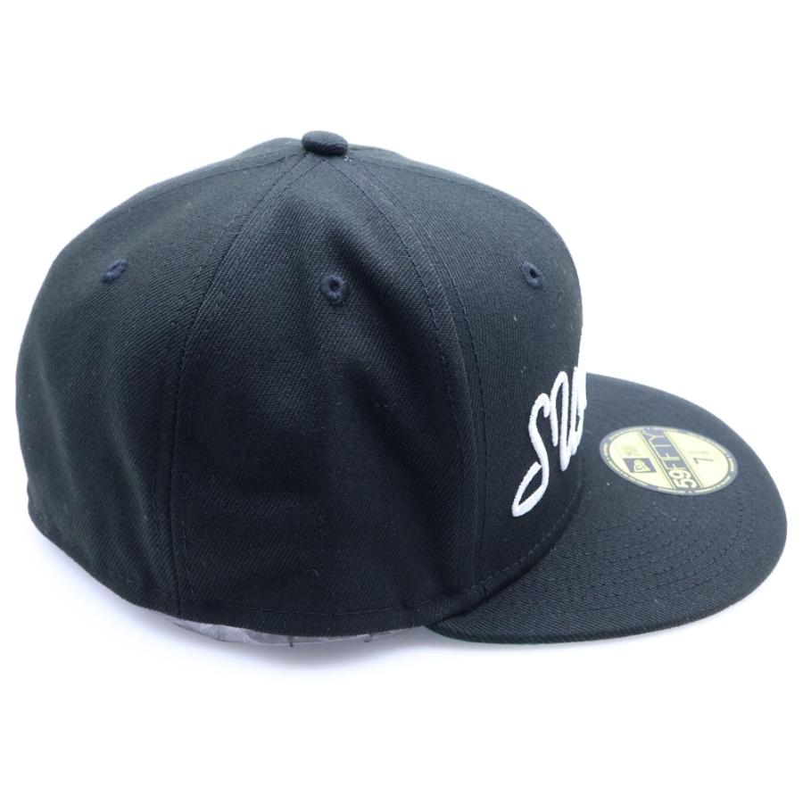 Supreme（シュプリーム） 18AW ×NEW ERA Classic Script Cap