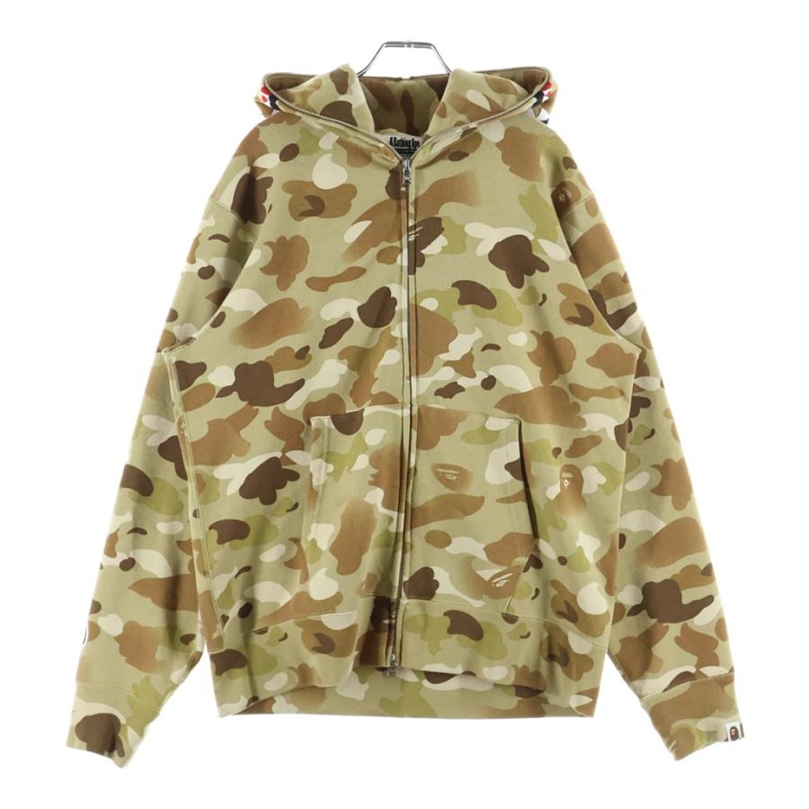 A BATHING APE（アベイシングエイプ） GRADATION CAMO SHARK FULL ZIP