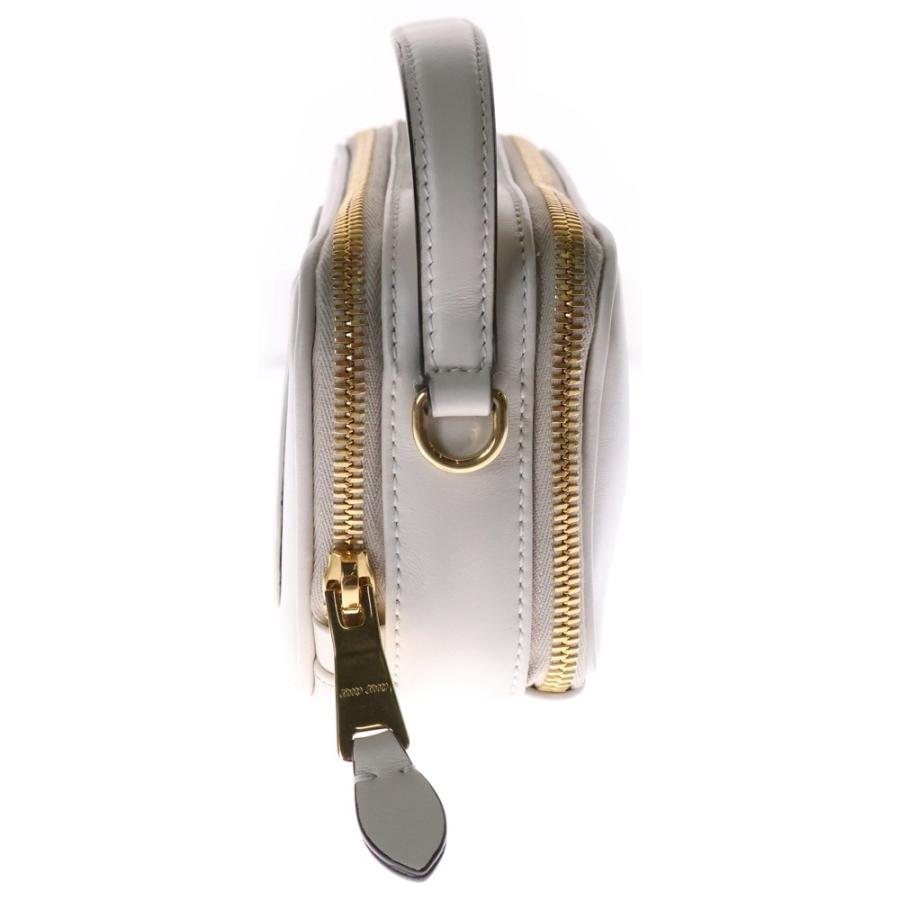 バッグ archive miumiu 2way bag vitellolux white Miu Miu Arcadie バッグ | ホワイト | FARFETCH JP