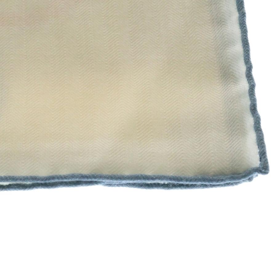 HERMES（エルメス） カレジェアン エルメスの世界 スカーフ ホワイト
