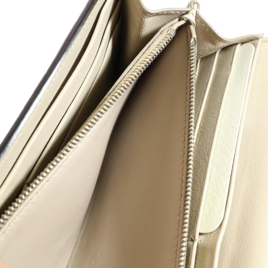 FENDI（フェンディ） ピーカブー コンチネンタル財布 ロングウォレット