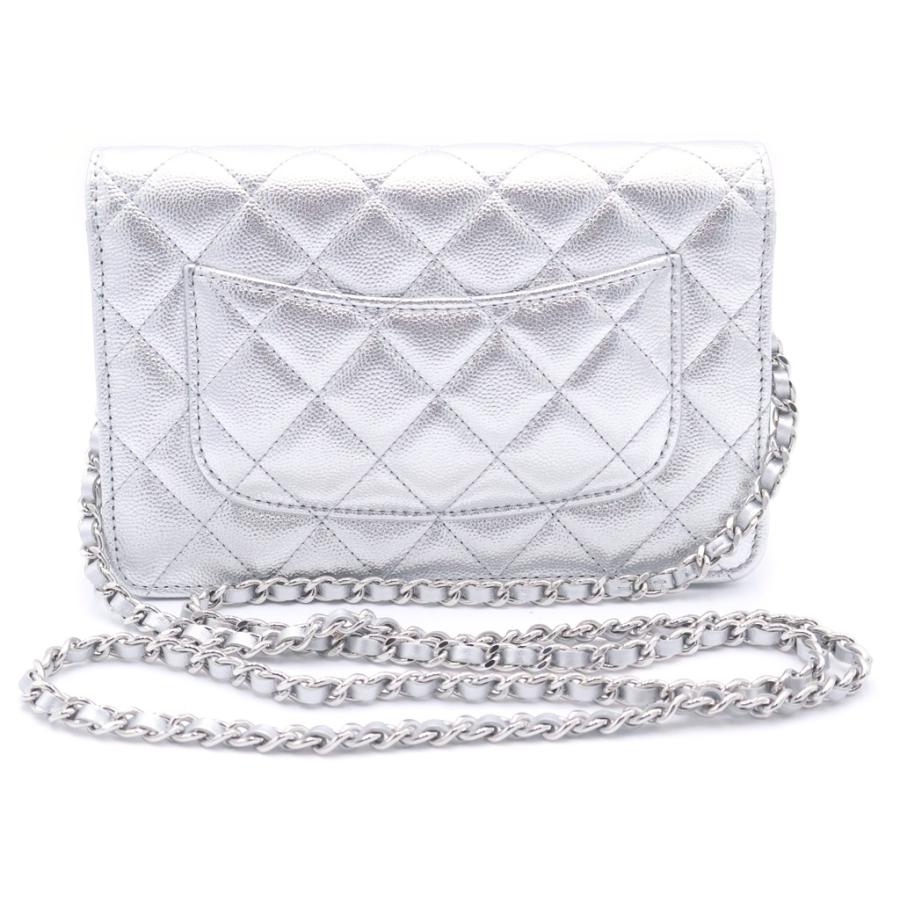 CHANEL（シャネル） マトラッセ キャビアスキン レザー チェーン