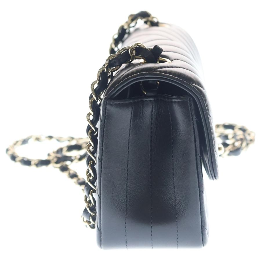 CHANEL（シャネル） シェブロン ミニマトラッセ Vステッチ ラムスキン 