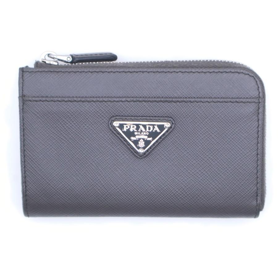 PRADA（プラダ） トライアングルロゴプレート サフィアーノレザー キー