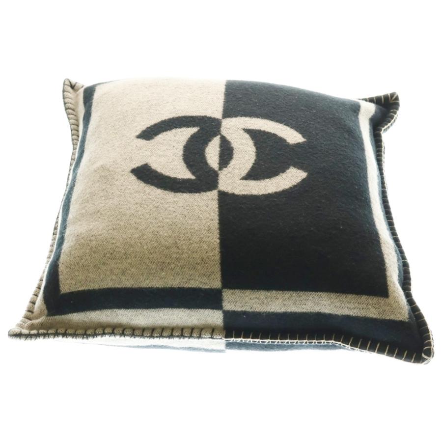 未使用 シャネルCHANEL ココマーク クッション カシミヤ CHANEL（シャネル） ココマーク ロゴクッション ウール カシミヤ