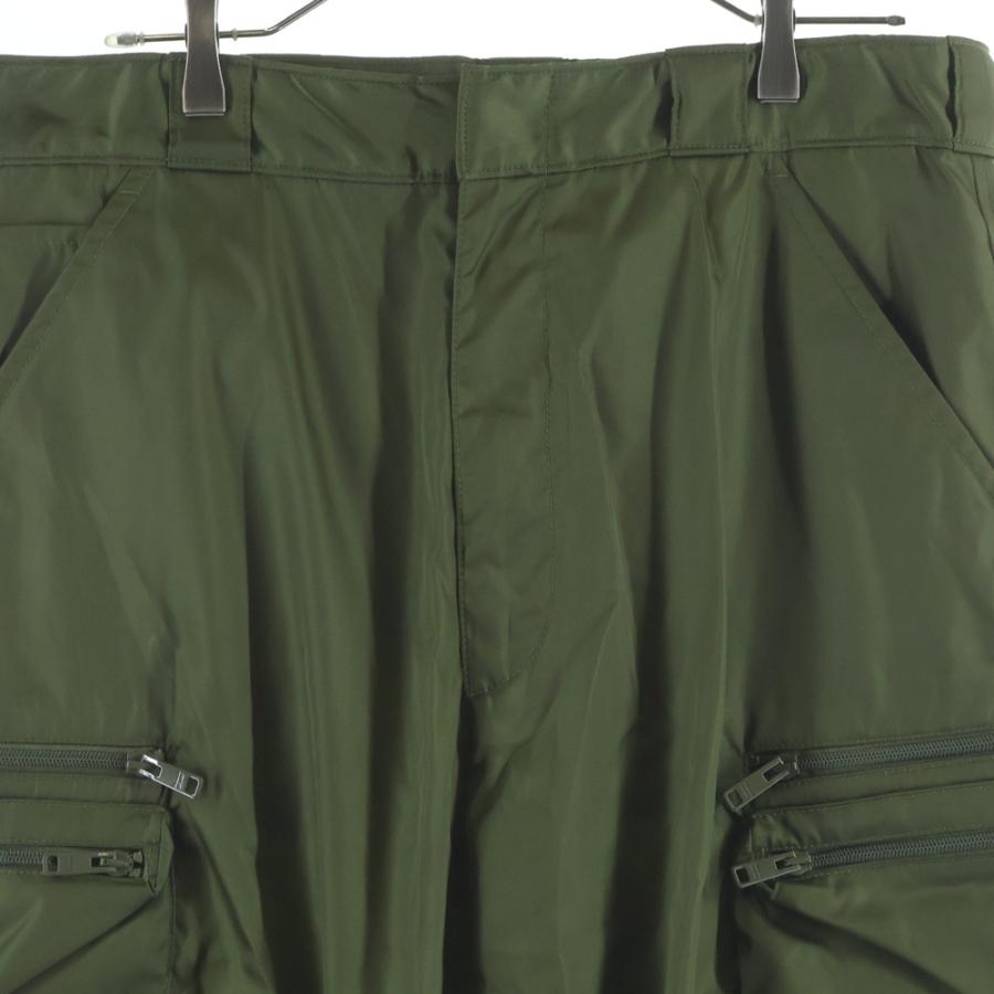 PRADA（プラダ） RE NYLON LOGO PLATE CARGO PANTS TROUSERS リ