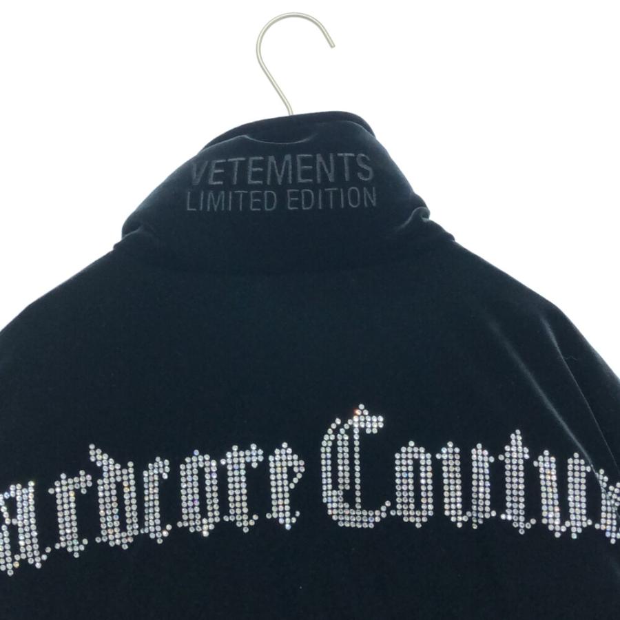 VETEMENTS ヴェトモン ラインストーン ロゴ ダウンジャケット VETEMENTS ヴェトモン ラインストーン ロゴ ダウンジャケット