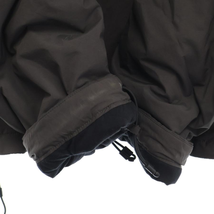 BALENCIAGA バレンシアガ 22AW ナイロンパテッドプルオーバー BALENCIAGA バレンシアガ 22AW ナイロンパテッドプルオーバー