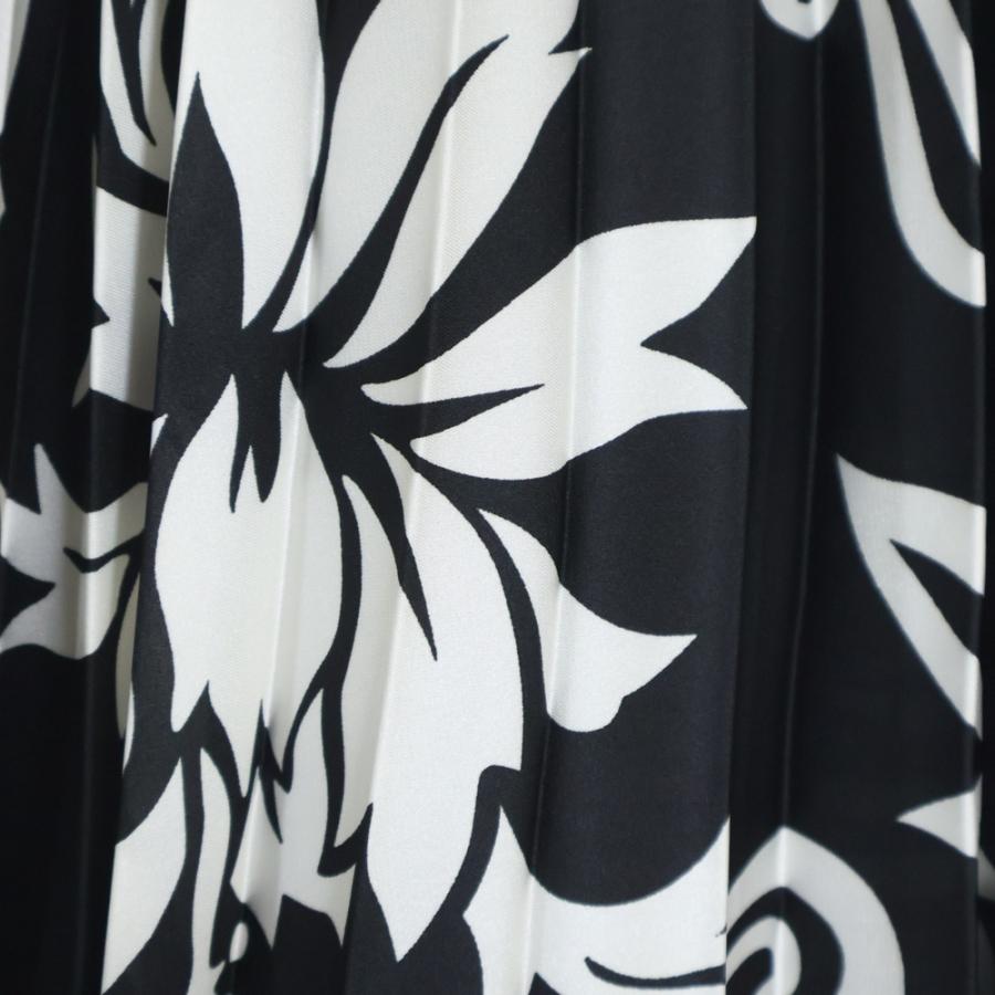 sacai（サカイ） Floral Print Skirt 花柄プリーツスカート ブラック