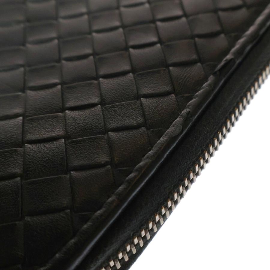 BOTTEGA VENETA（ボッテガ・ヴェネタ） Wallet イントレチャート