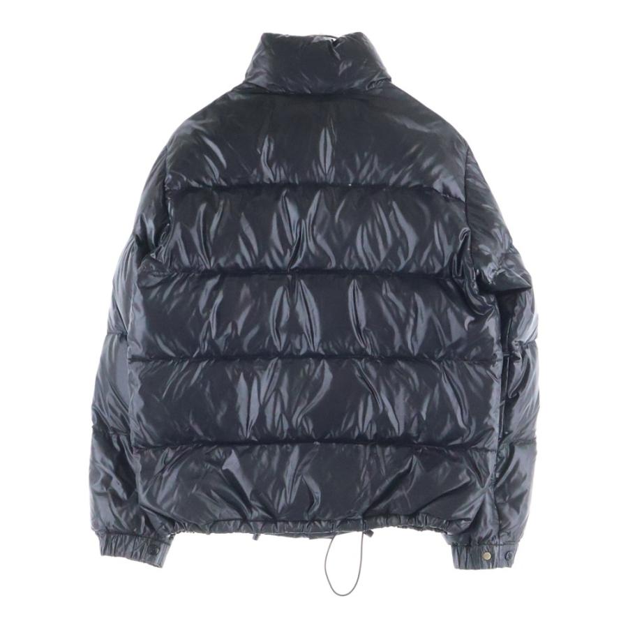 MONCLER（モンクレール） EVEREST エベレスト ロゴワッペン ダウン