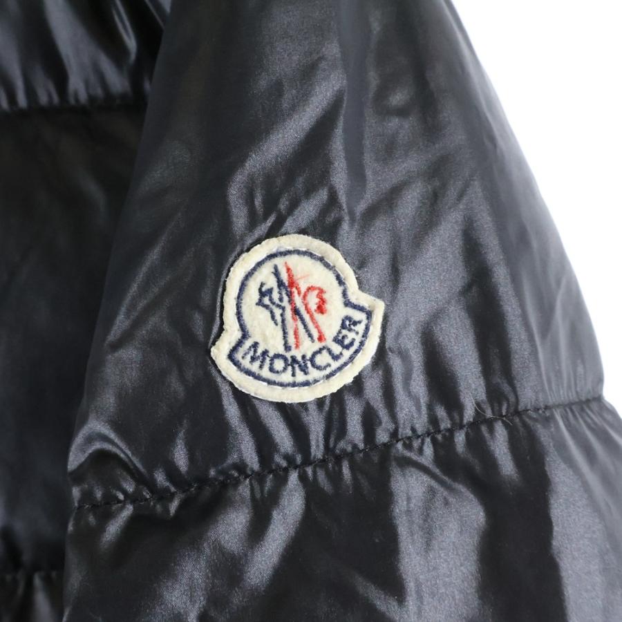 MONCLER（モンクレール） EVEREST エベレスト ロゴワッペン ダウン