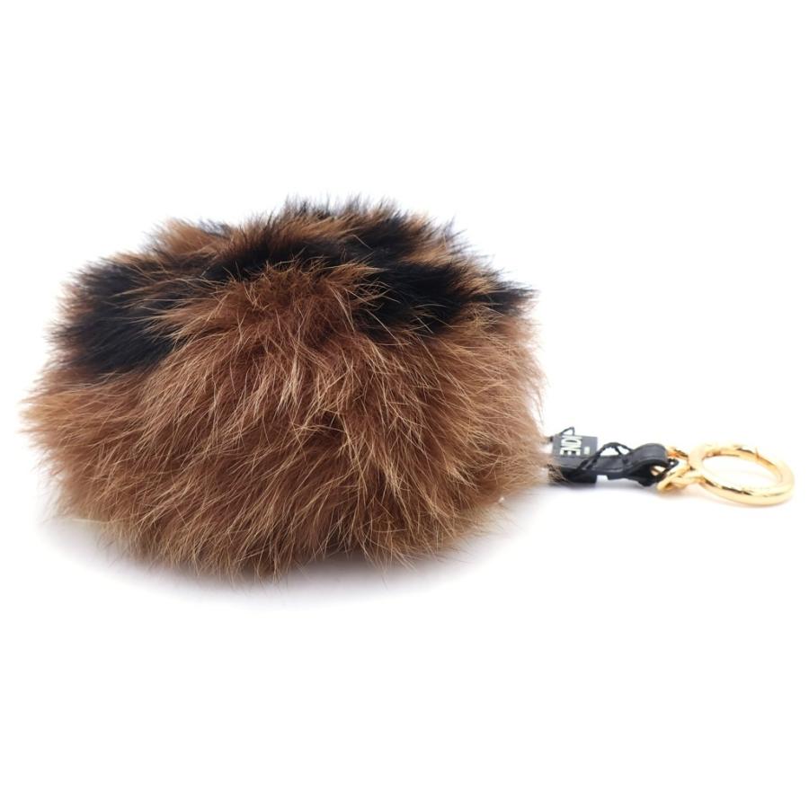 FENDI フェンディ フォックス ラムスキン ロゴデザイン ポンポンチャーム ブラウン 7AR683-A3VC-F0TWL-の画像