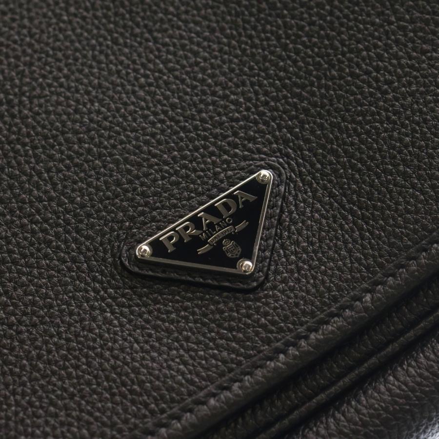 PRADA（プラダ） 25AW サフィアーノ カーフレザー ショルダーバッグ